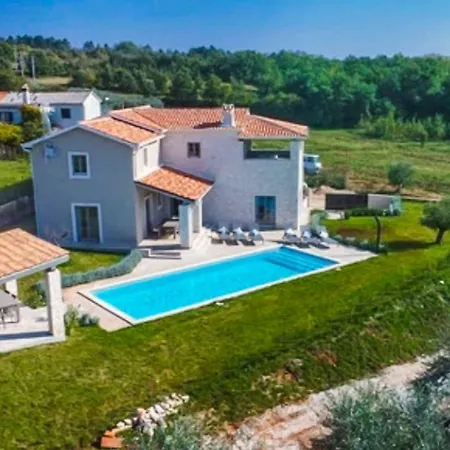 Corinne * Nova Vas (Porec)